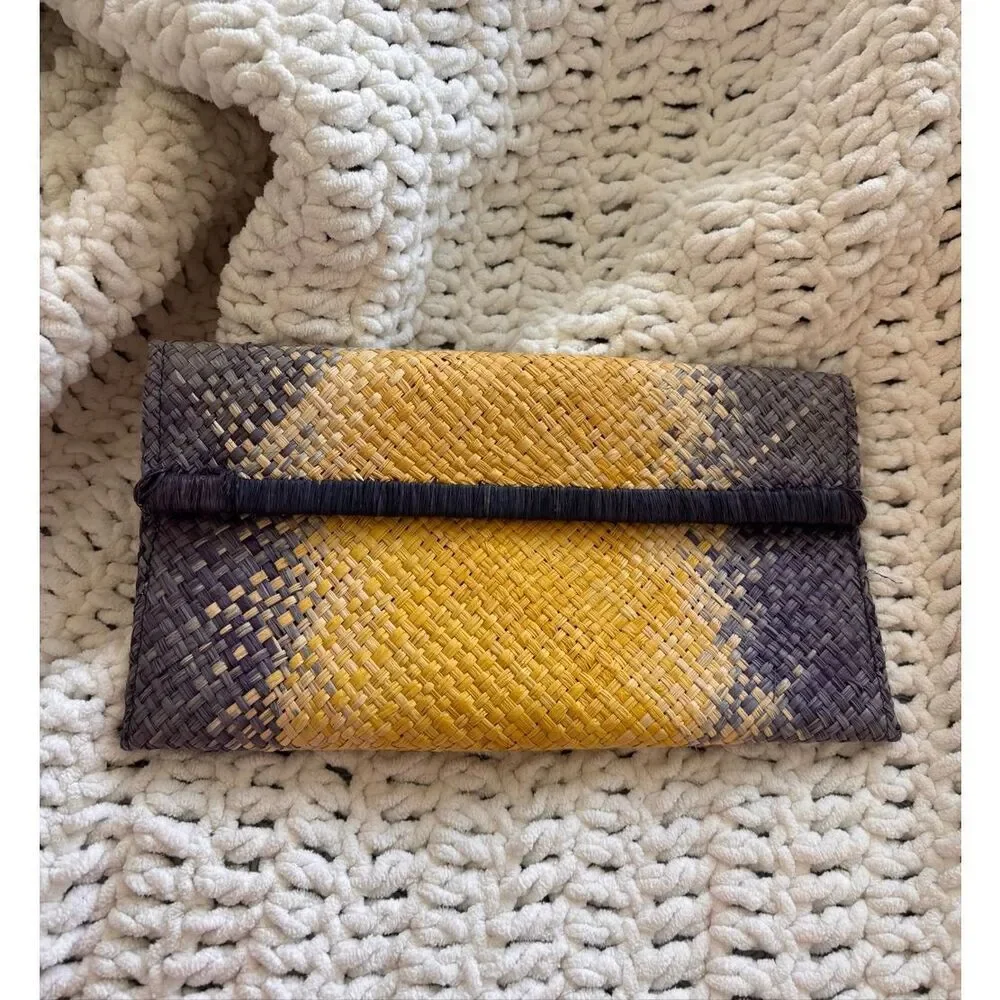 Mar Y Sol Woven Raffia Clutch | Coastal Resort Chic Straw Handbag, $138